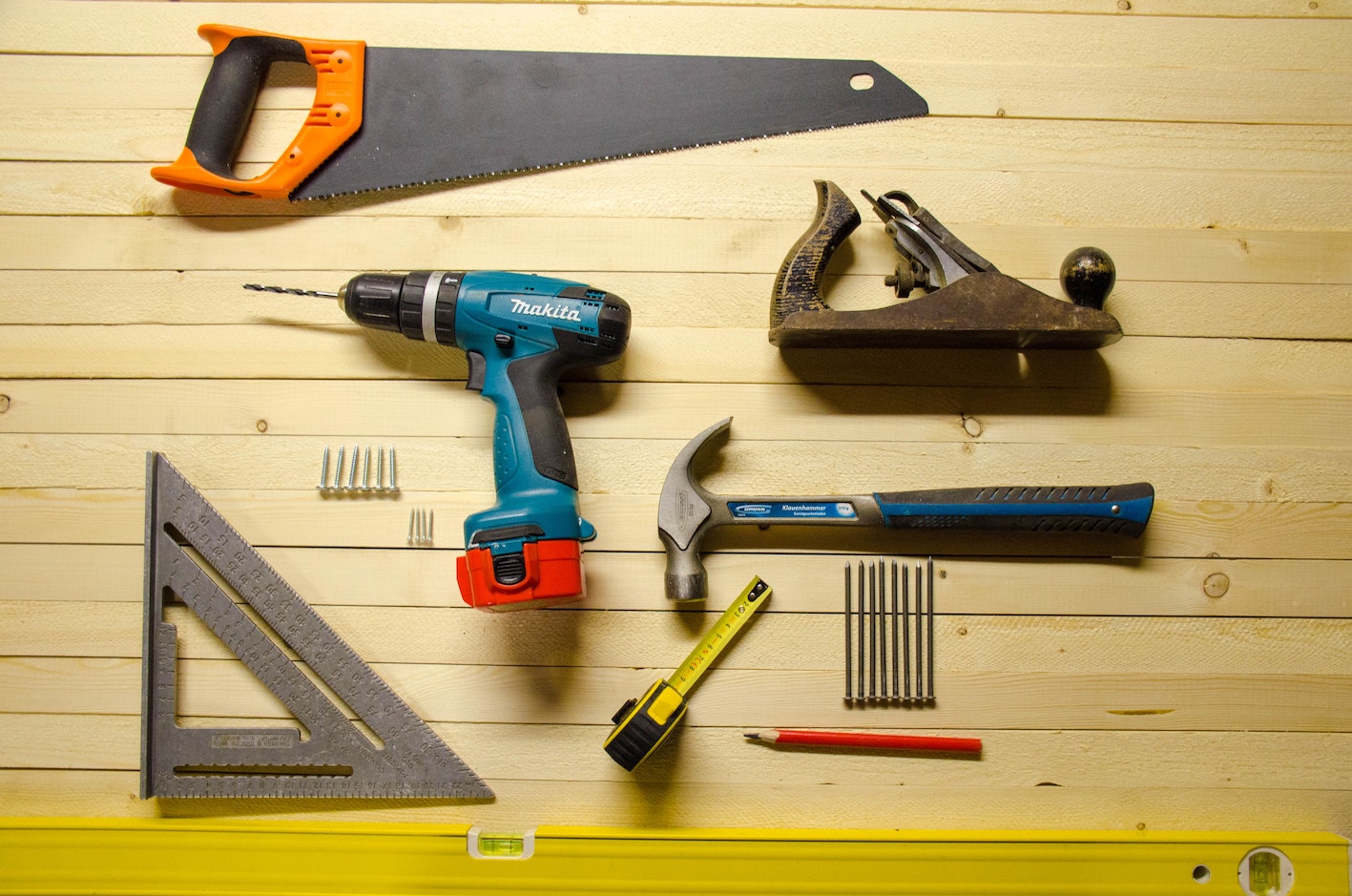 Two Value Engineering tools any Presales can build